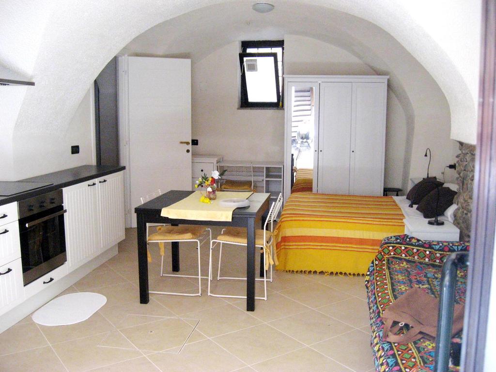 Nino Bixio Apartment Riva Ligure Eksteriør bilde