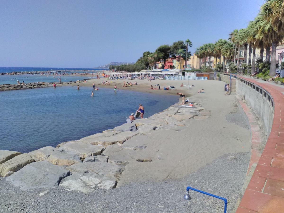 Nino Bixio Apartment Riva Ligure Eksteriør bilde